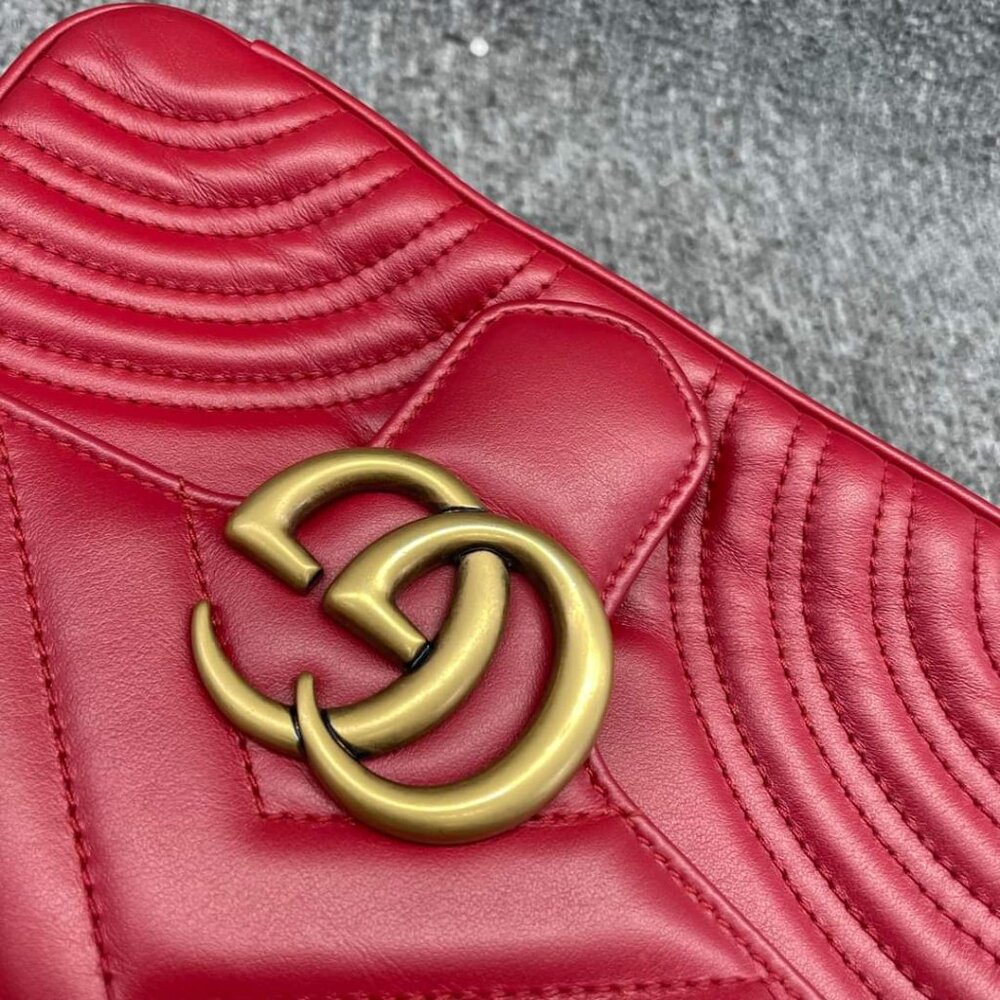 100% Authentic Gucci Marmont Mini Leather Shoulder Bag - Picture 3 of 16